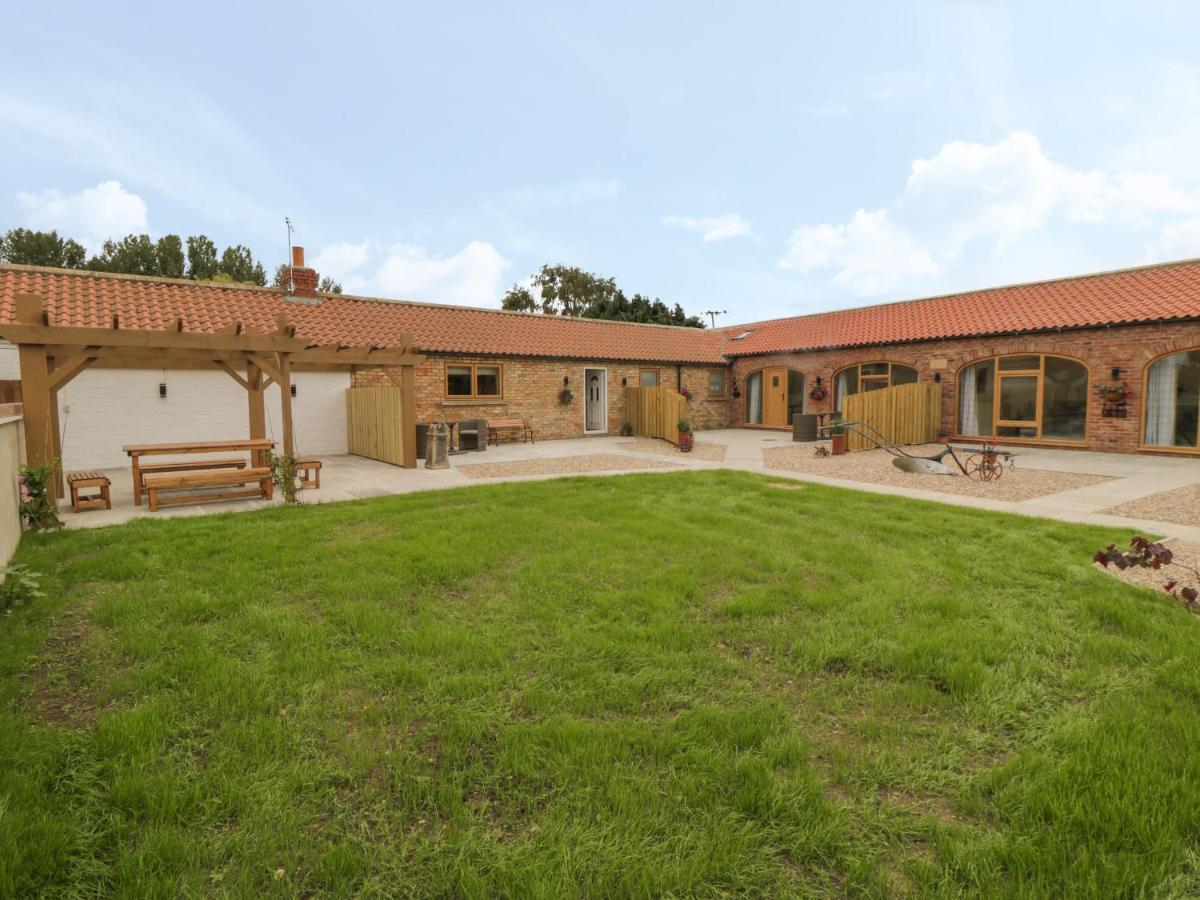 Plough Cottage Driffield Экстерьер фото